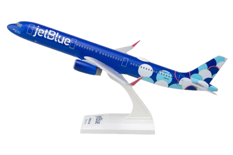 Model airplane with JetBlue branding on a white background