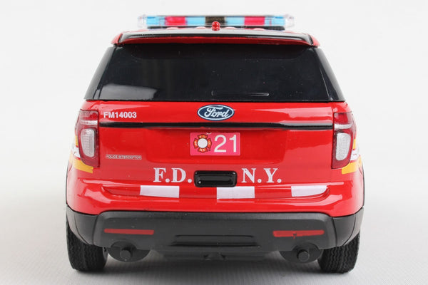 NY71736 FDNY Ford SUV 1/24 Scale