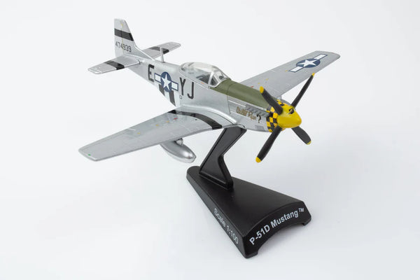 p-51 airplane model