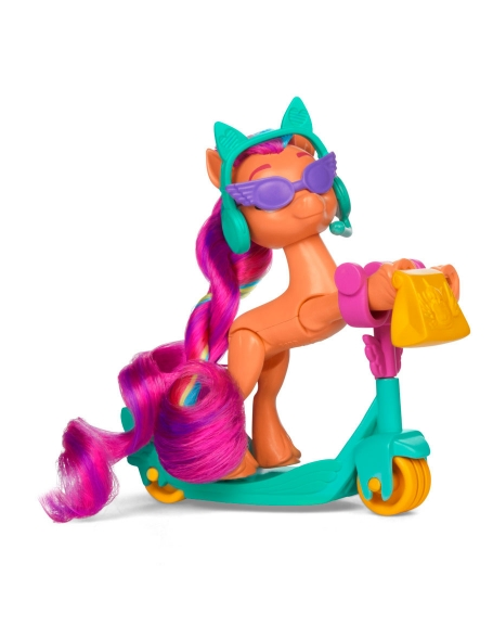 My Little Pony Sunny Starscout Rolling Scooter