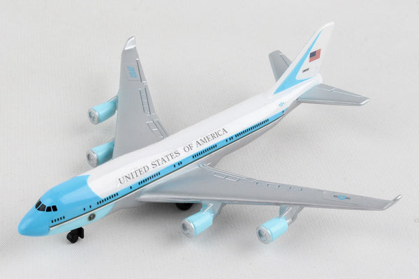 rt5734 A Daron Air Force One 747 single plane model toy 